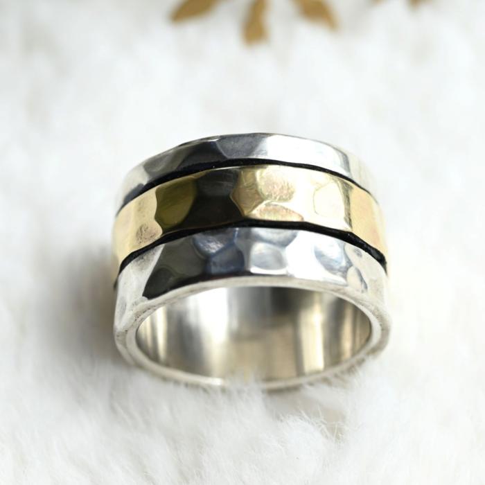 Preview: Breiter Bicolor Ring als Statement Ring. Meditationsringring mit drehbarem Mittelteil