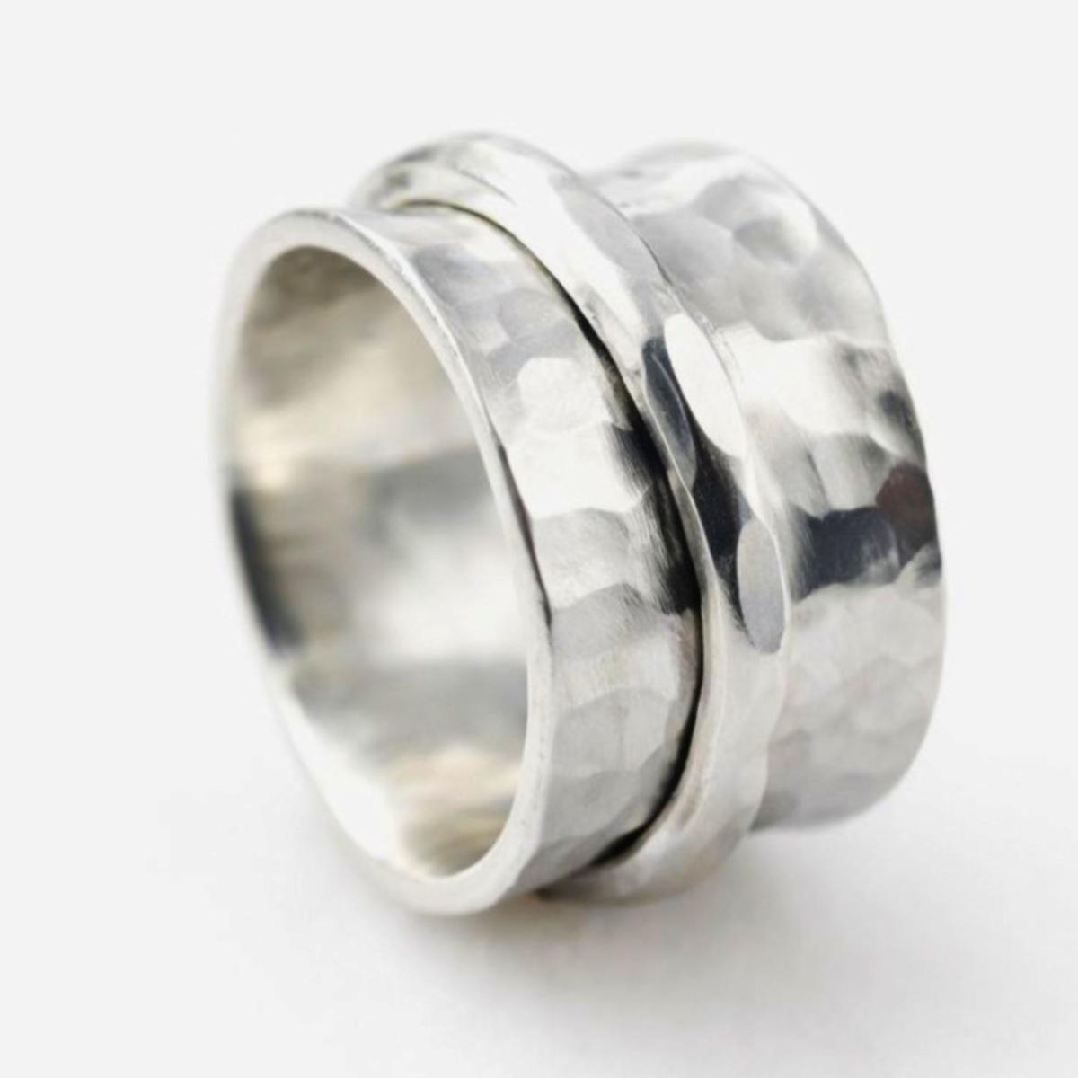 Breite Silberringe gehämmert Damenring