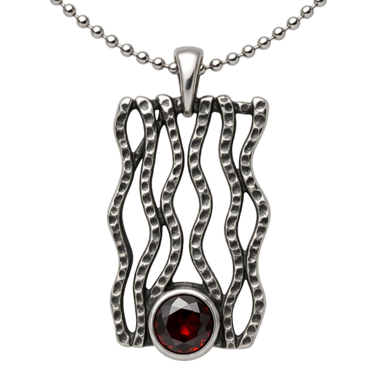 Silber Anhänger mit facettiertem Granat und gehämmerter Oberfläche