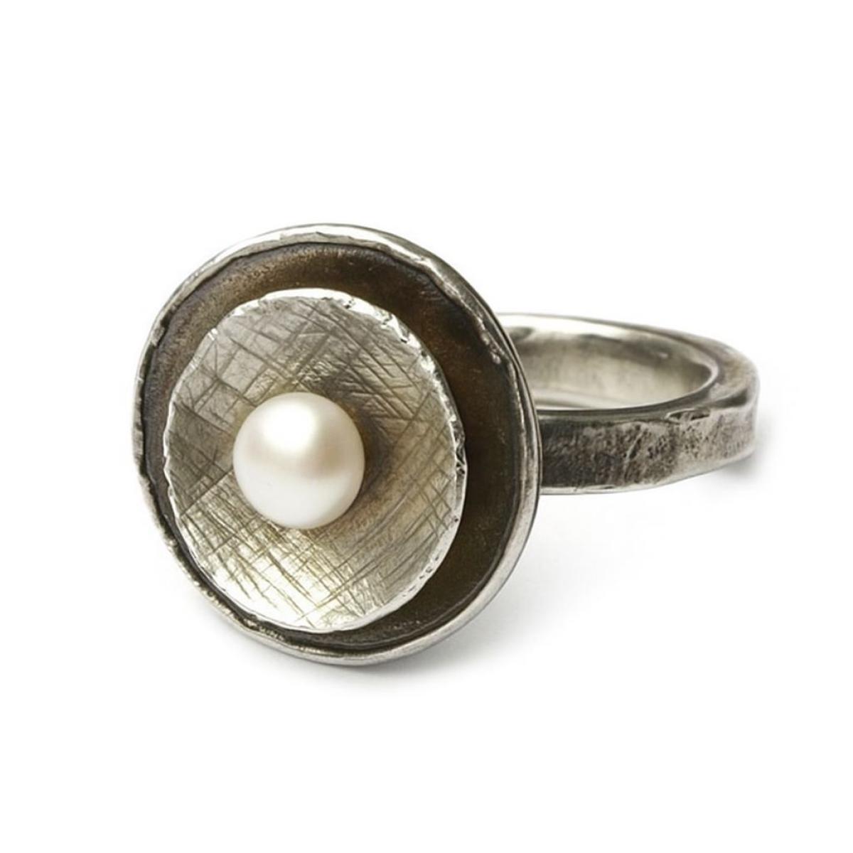Handgefertigter Perlenring aus 925er Sterling-Silber